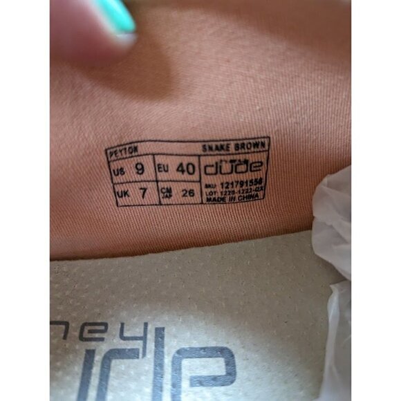 Hey Dude Womens Sneaker Peyton Snake Skin Print Brown / Gold Slip-On 9 - Picture 8 of 8